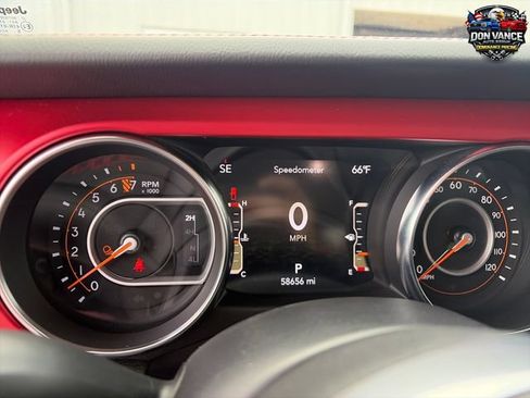 Used 2023 Jeep Gladiator Rubicon w/ Cold Weather Group AWD/4WD image 15