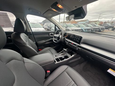 New 2026 Kia Sorento S image 22