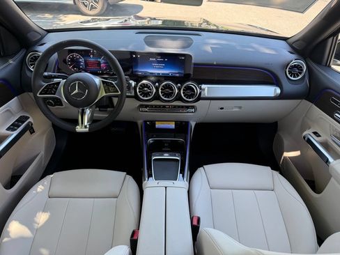 New 2026 Mercedes-Benz GLB 250 image 10