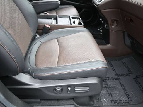 Used 2025 Honda Odyssey Elite image 51