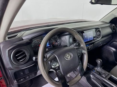 Used 2021 Toyota Tacoma SR AWD/4WD image 11