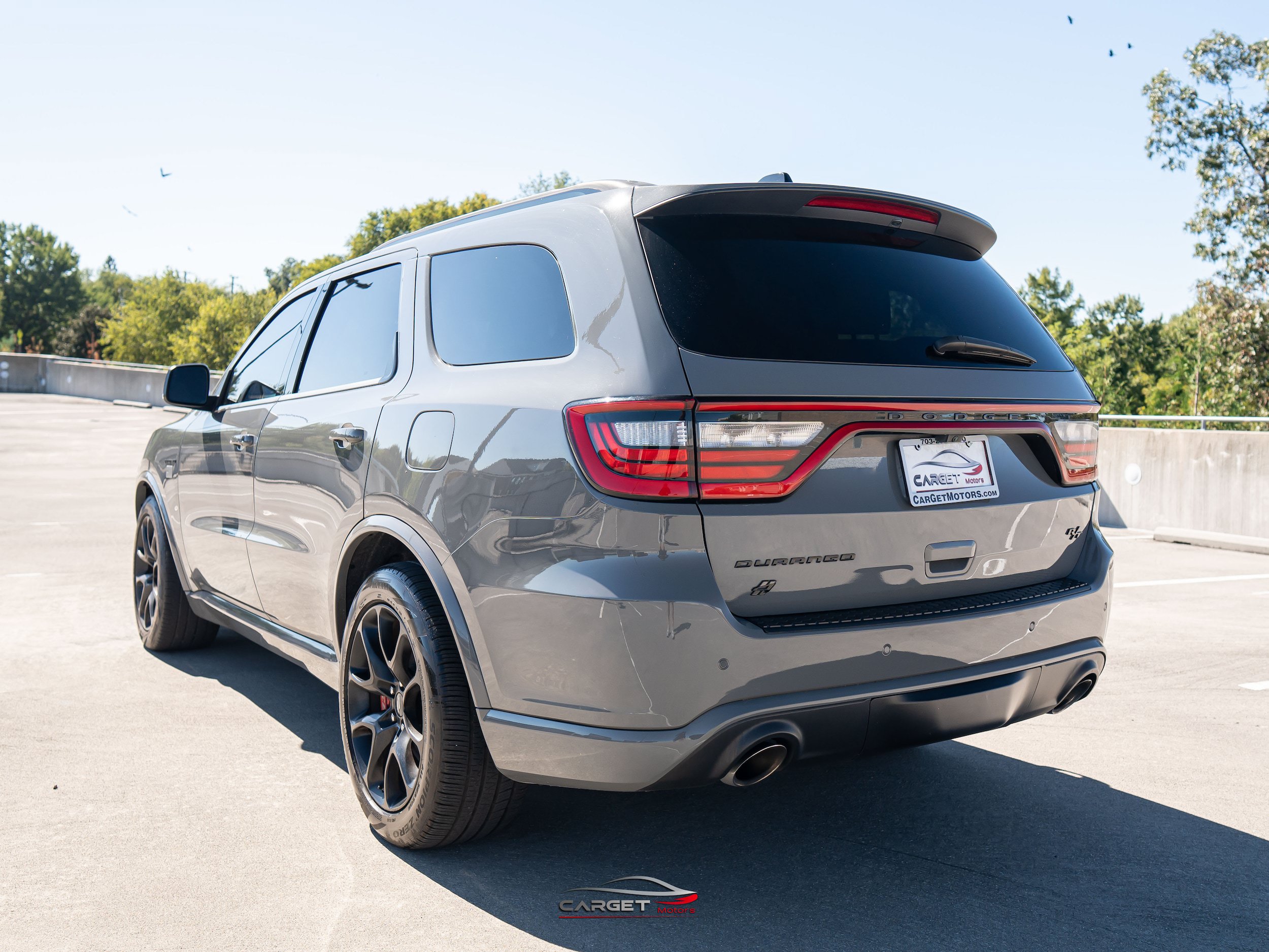 Used 2023 Dodge Durango R/T w/ Tow 'N Go Package AWD/4WD image 5