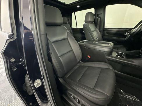 Used 2022 Chevrolet Tahoe LT w/ Luxury Package RWD image 27