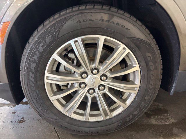 Used 2019 Cadillac XT5 Luxury AWD/4WD image 7