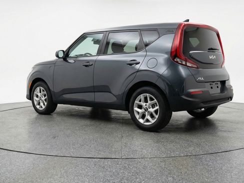 Used 2025 Kia Soul LX w/ LX Technology Package image 6