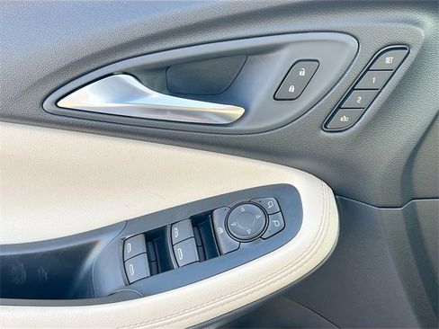 New 2026 Buick Encore GX Avenir w/ Avenir Technology Package image 13