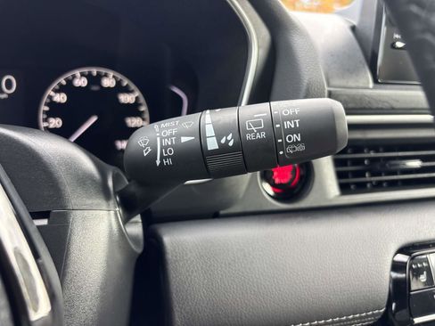 Certified 2025 Honda Pilot EX-L image 31