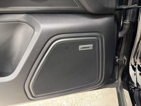 Certified 2024 Porsche Macan S AWD/4WD image 26