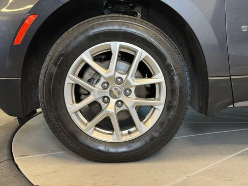 Used 2022 Chevrolet Equinox LT AWD/4WD image 25