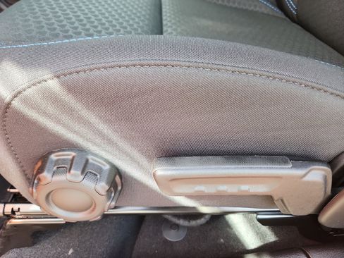 New 2025 Jeep Wrangler Unlimited Rubicon 4xe w/ Convenience Group image 15