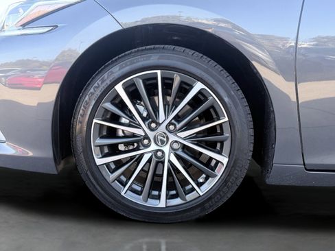 Used 2025 Lexus ES 300h F Sport image 72