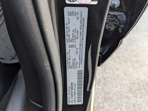 Used 2025 RAM 1500 Classic Warlock image 35