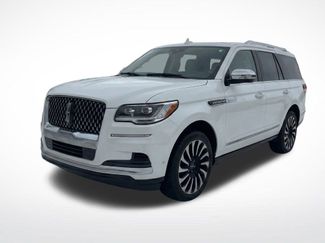 Used 2023 Lincoln Navigator Black Label video 1