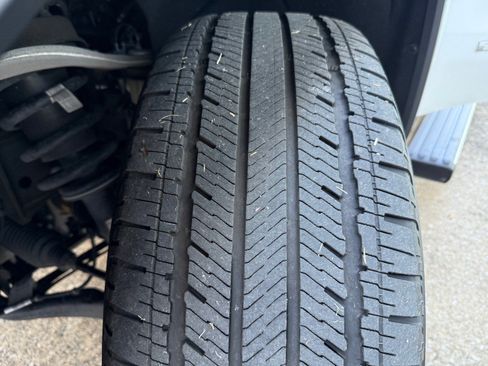 Certified 2024 GMC Sierra 1500 Denali image 36