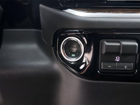 Certified 2025 GMC Sierra 1500 Elevation image 22