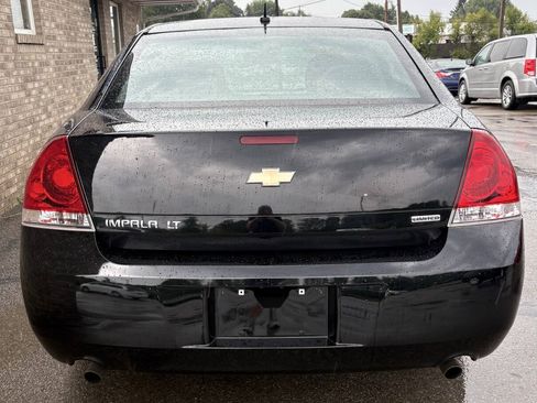 Used 2015 Chevrolet Impala LT w/ LT Sunroof Package FWD image 3