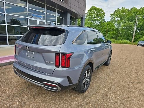 Used 2021 Kia Sorento EX FWD image 3