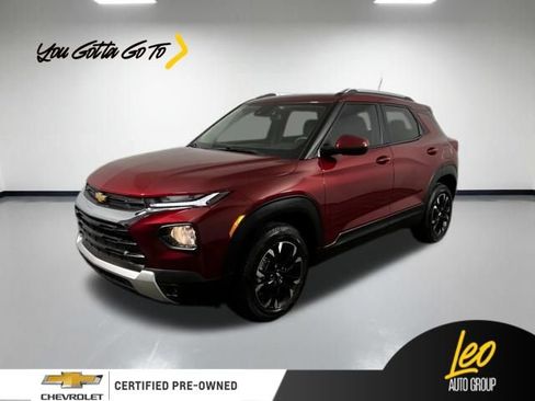 Used 2023 Chevrolet TrailBlazer LT AWD/4WD image 1