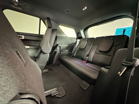 Used 2023 Ford Explorer XLT w/ Equipment Group 202A image 22