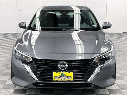 Used 2025 Nissan Sentra SV w/ All-Weather Package FWD image 4