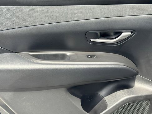Certified 2025 Hyundai Tucson SEL AWD/4WD image 22