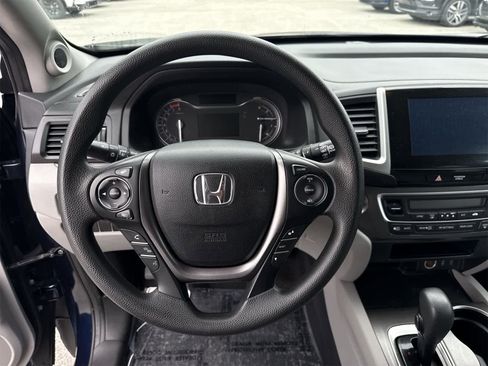 Used 2017 Honda Pilot EX image 18