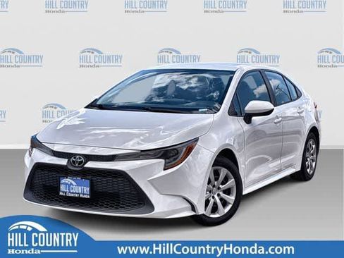 Used 2022 Toyota Corolla LE FWD image 1