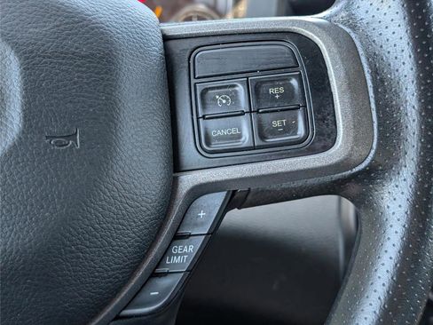 Used 2021 RAM 2500 Tradesman w/ Chrome Appearance Group AWD/4WD image 25