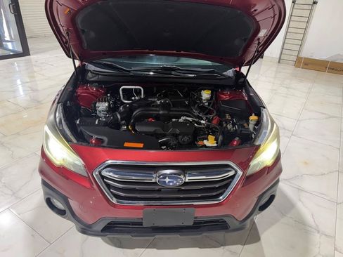Used 2018 Subaru Outback 2.5i Limited AWD/4WD image 4
