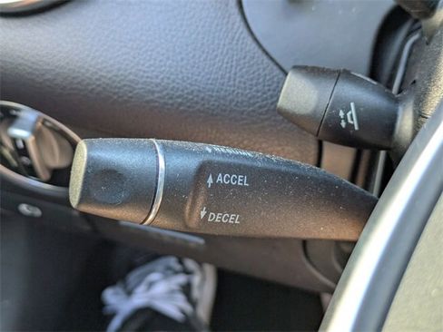 Used 2017 Mercedes-Benz SLC 43 AMG image 25