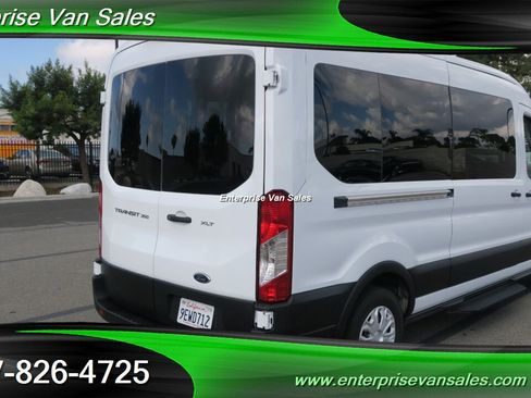 Used 2023 Ford Transit 350 XLT image 5
