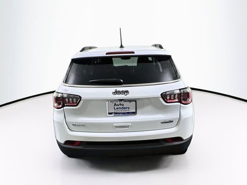 Used 2022 Jeep Compass Latitude w/ Convenience Group AWD/4WD image 6