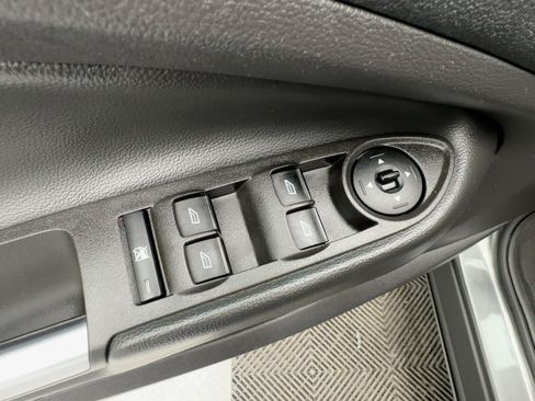 Used 2018 Ford Escape SEL image 13