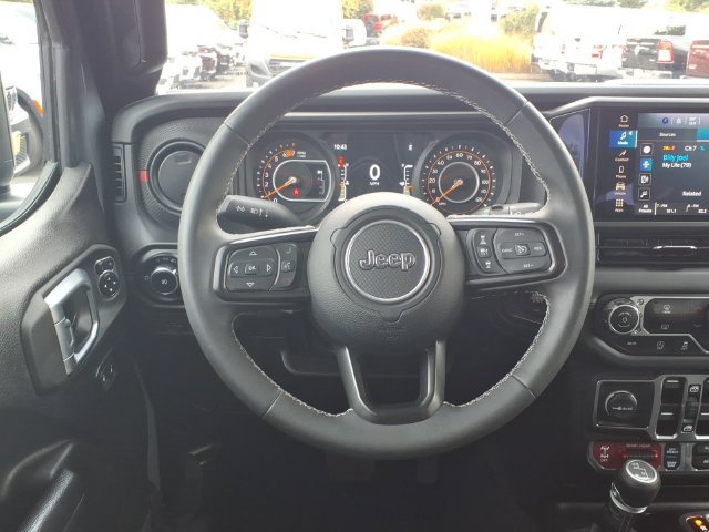 Certified 2025 Jeep Wrangler Unlimited Rubicon AWD/4WD image 20