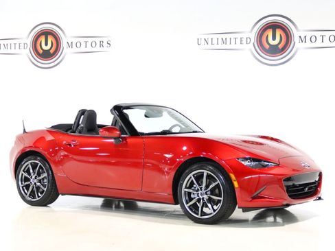 Used 2016 MAZDA MX-5 Miata Grand Touring RWD image 7