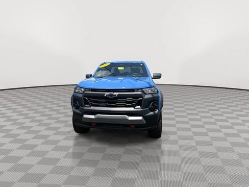 Certified 2025 Chevrolet Colorado Trail Boss AWD/4WD image 4