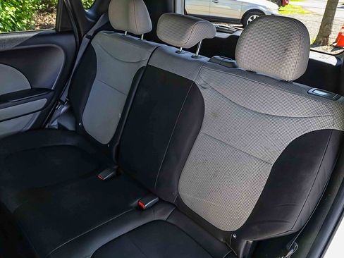 Certified 2017 Kia Soul FWD image 20