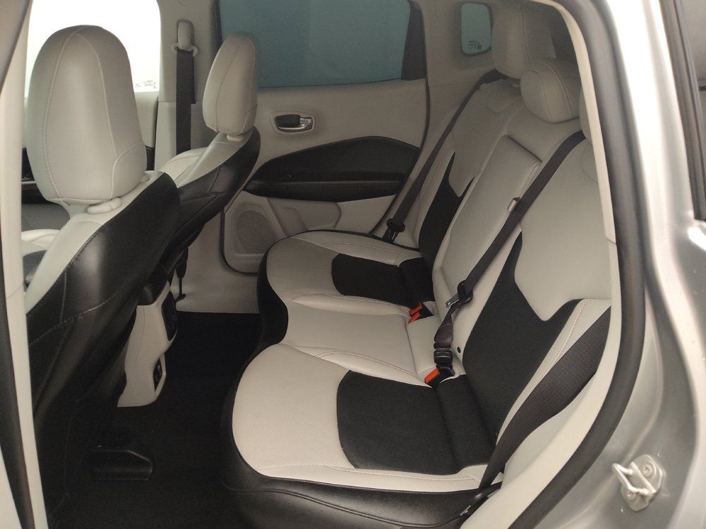 Used 2021 Jeep Compass Limited w/ Elite Exterior Group FWD image 18