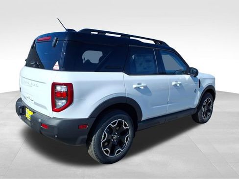 New 2025 Ford Bronco Sport Outer Banks w/ Outer Banks Tech Package+ AWD/4WD image 13