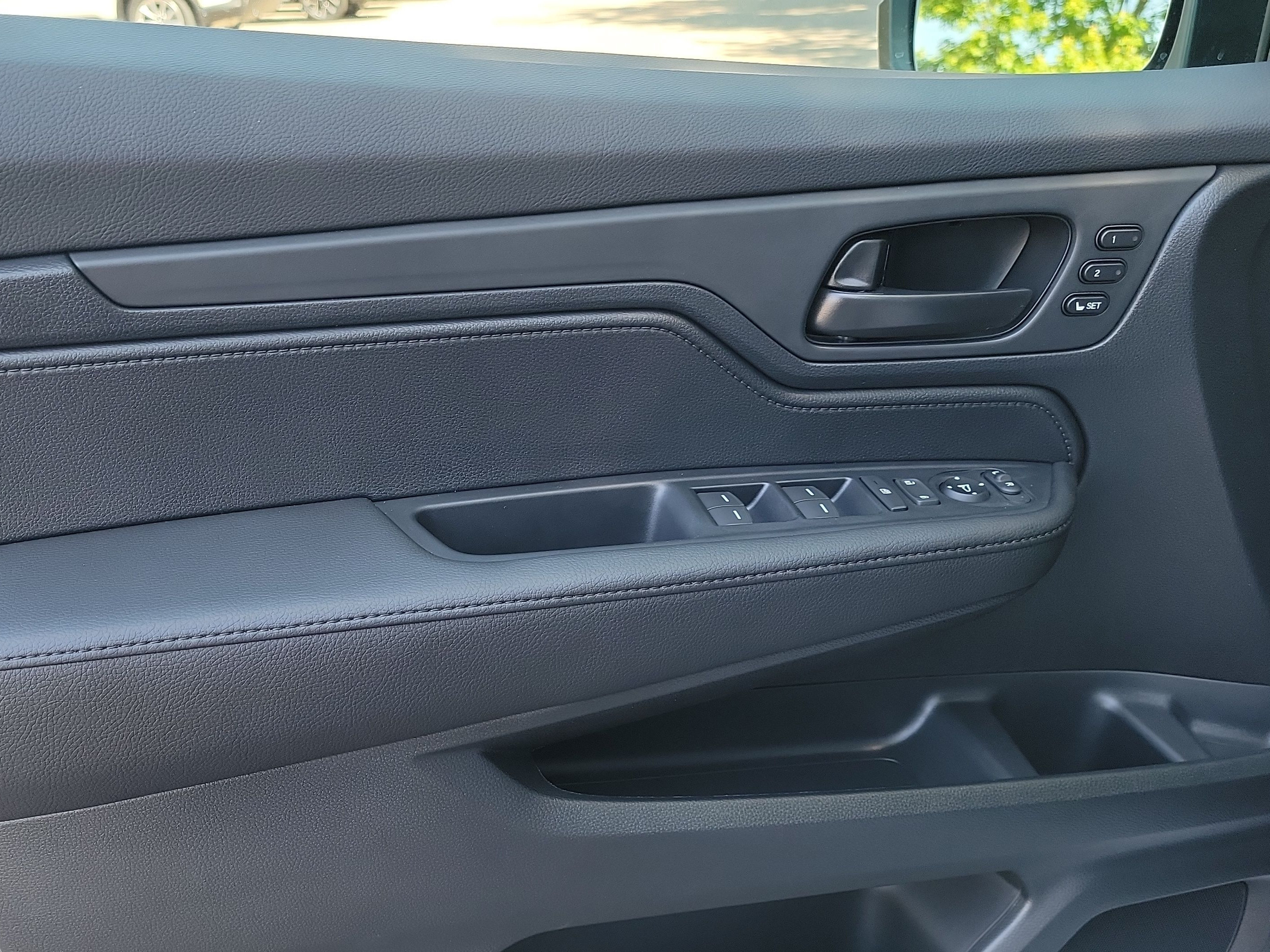 New 2027 Honda Odyssey EX-L image 6