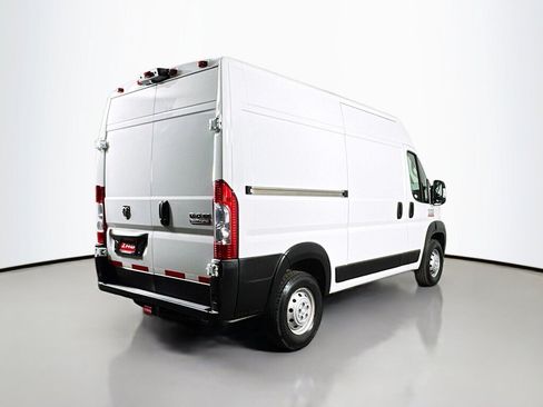 Used 2022 RAM ProMaster 2500 FWD image 5