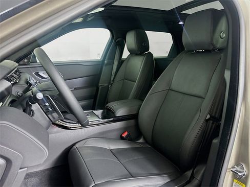 New 2026 Land Rover Range Rover Velar Dynamic SE image 22