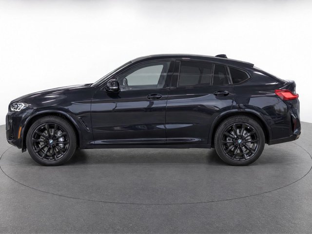 Certified 2025 BMW X4 xDrive30i w/ Premium Package AWD/4WD image 7
