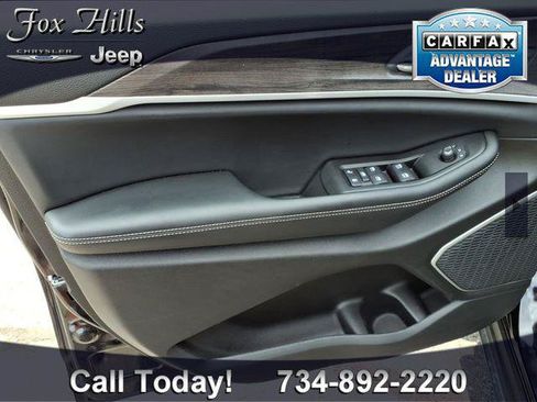 Certified 2026 Jeep Grand Cherokee Limited AWD/4WD image 14