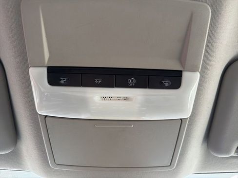 Used 2021 Nissan Sentra SV image 18