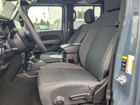 Used 2025 Jeep Wrangler Unlimited Sport S 4xe image 8