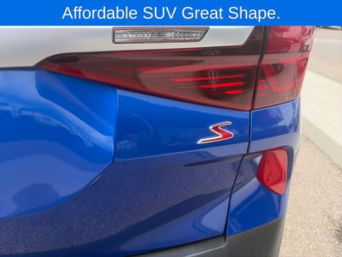 Used 2021 Kia Seltos S FWD image 9