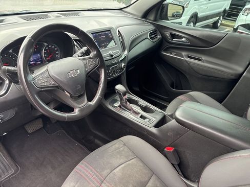 Used 2022 Chevrolet Equinox RS FWD image 11