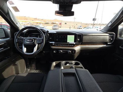 Used 2023 GMC Sierra 1500 Elevation image 30