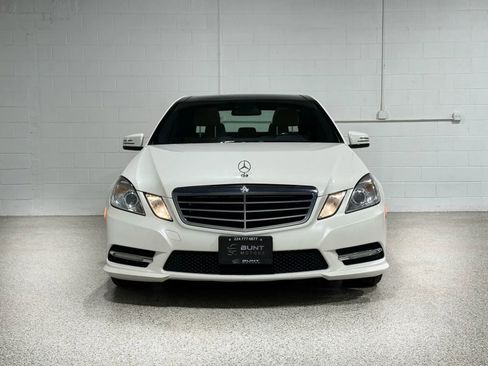 Used 2013 Mercedes-Benz E 350 4MATIC Sedan image 3
